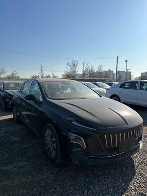 Hongqi E-QM5 450 км qora rangli 2025 toshkenda tayyor Narxi 16 300AQS