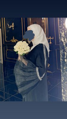 Abaya sotiladi!