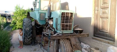 MTZ80 sotiladi akamlaytr