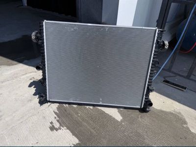 Jetour x70 plus 1.5 suv radiyator qolganlari xam bor