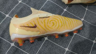 nike fantom gx sotiladi