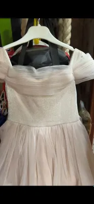 Продаю платья на девочку