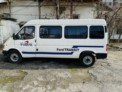 Ford sotiladi. Xolati yaxshi 1995 yil 645.000 probeg