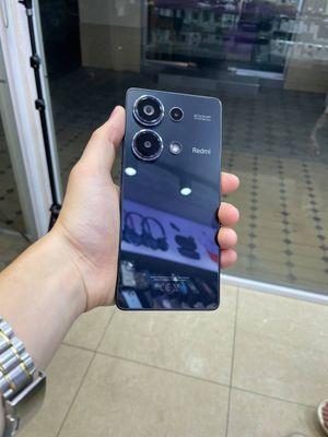 Redmi not 13 pro ideal yengi sroochna