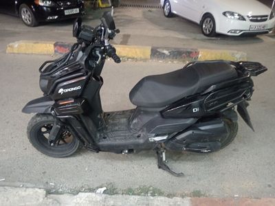 Skuter tank sotiladi
