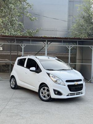 chevrolet spark 2016