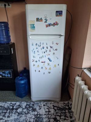 Холоделник сотилади