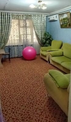 3 хонали уй сотилади Термезда.