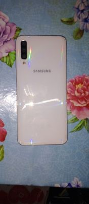 Samsung a50 6/128
