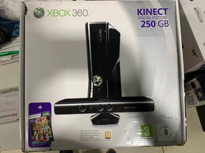 Продаю XBOX 360 slim KINECT 250GB в отличном состоянии