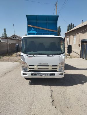 Isuzu sotladi aftobustan ygilgan holati zor