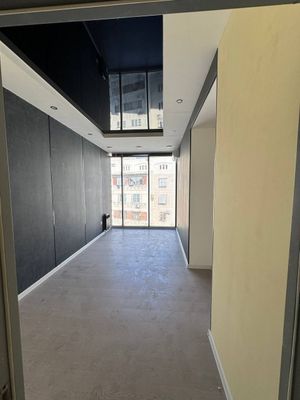 Nijiloy sotiladi yakkasaroy rayoni 7 qavat 85m²