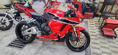 HONDA cbr 600 RR