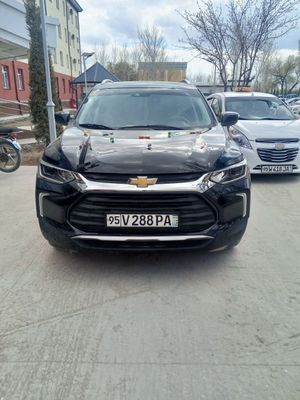 Tracker premier sotiladi