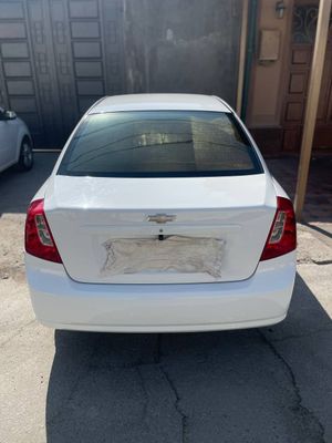 Gentra sotiladi 2018 yil 116 ming yurgan metan gaz 4 pok bor