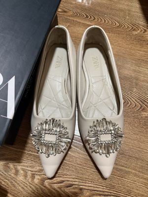Продам Zara обувь