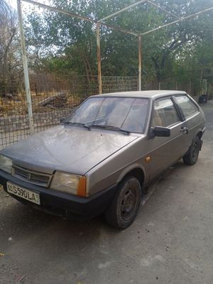 Ваз-2108 в хорошем состоянии год выпуска 1992 год