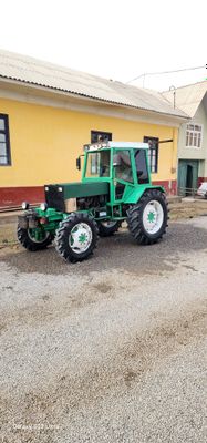 Traktor 40 mini qilingan