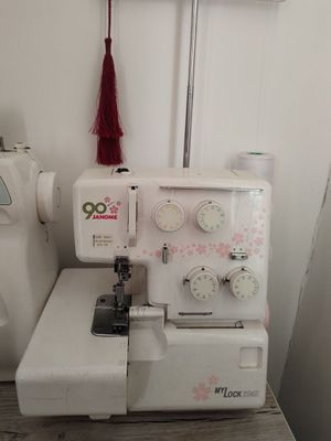 Оверлок Janome MyLock 204D