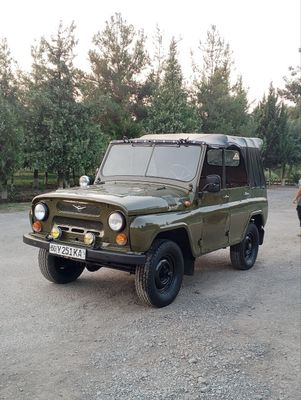 Uaz 469 sotiladi