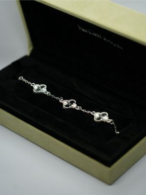 VanCleef VCA braslet