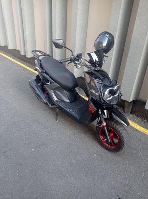 Skuter Bw's sotiladi