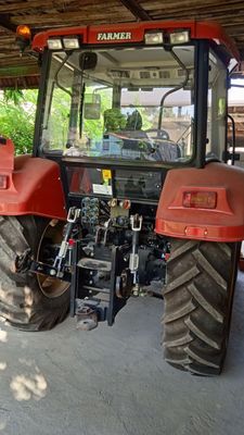 Traktor marka fermer