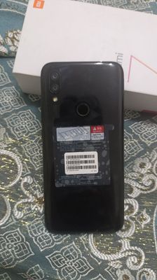 Redme7,,с коробкой,память 32 гб