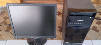 Настольный кампютер L1732ST