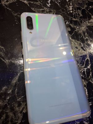 Samsung A90 срочно продам