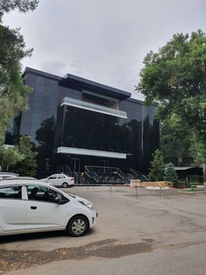 СДАЁТСЯ АРЕНДУ БИЗНЕС ЦЕНТР Мирабатский район возле Айбек метро 25$квк