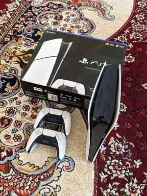 Play Station 5 Slim
