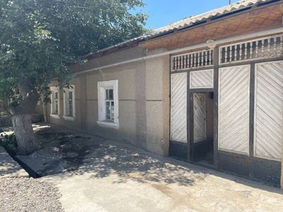 Кирпичнийдан Ховли сотилади