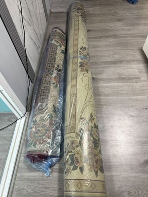 Продаются ковры в очень хорошем состоянии! Срочно!