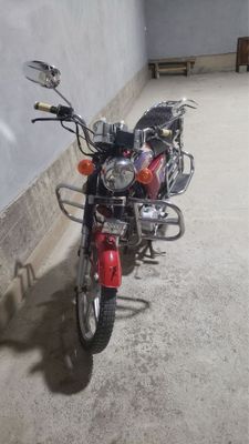 mototsikl zur holatda