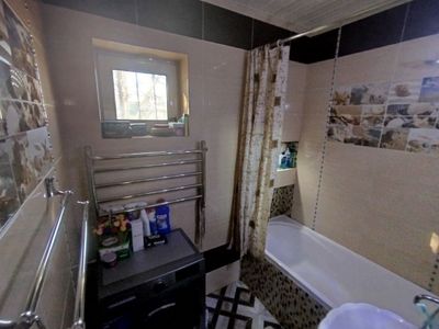 Продаётся трёх комнатная квартира