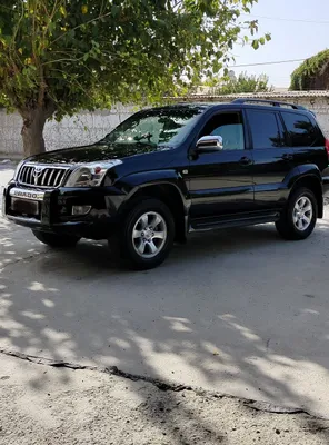 Tayota land cruiser prado