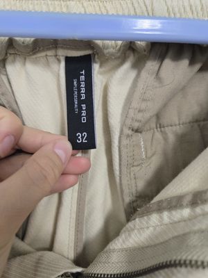Брюки продаётся .
