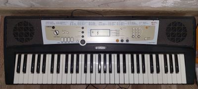Yamaha синтезатор продается