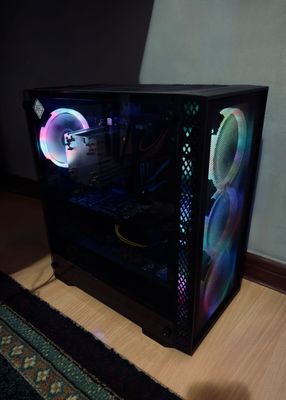 Бюджетный игровой компьютер - i7 3770 x RX 570 8 GB X RAM 16 GB