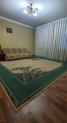 Stident Qizlar Bollar 6 tagacha
