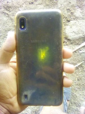 Samsung A10