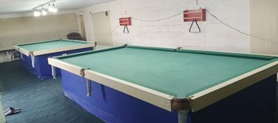 Billiard stollari2 ta mramir holati yaxshi Buxoro Jondor