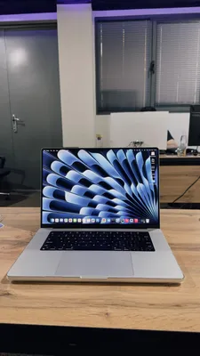 macbook pro m3 pro 36/512 (16 inch)