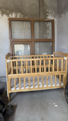 Кровать детская из дерева
