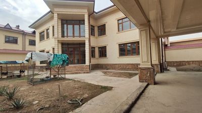 Продам Дом 7 соток, 7 комнат, ор-р: центр Луначарский