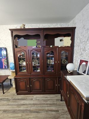Продается старинная мебель кабинет Людовика 15