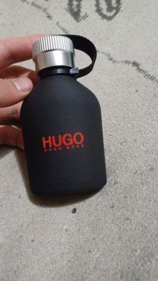 Hugo boss just different 100ml