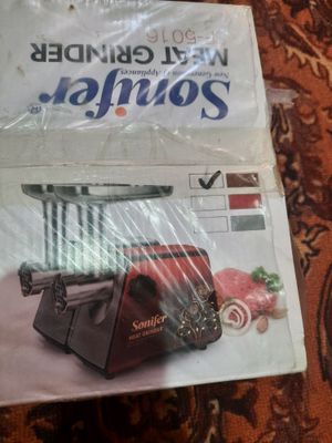 Elektricheskiy Myasarobka Sonifer 1200W