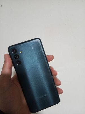 Samsung A04S srochno sotiladi